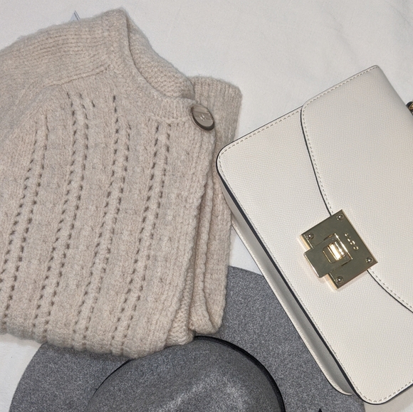 Tonet knit top - Picture 6 of 7